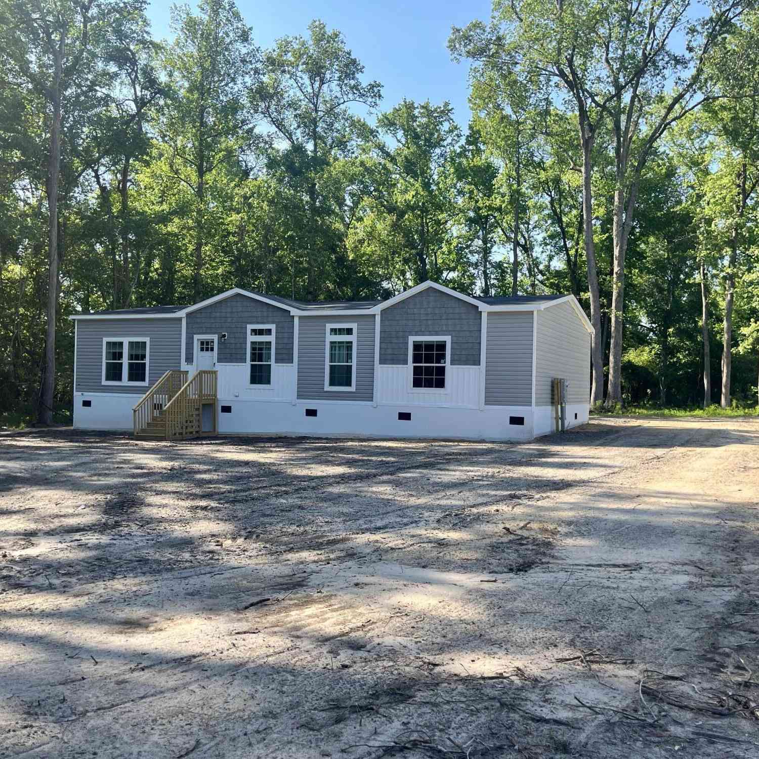 Homes For Sale - 8725 Cottageville Highway<br/> Colleton County, Cottageville, SC 29435