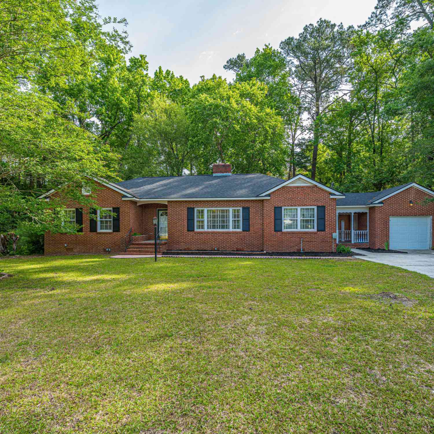 Homes For Sale - 10409 Cottageville Highway<br/> Colleton County, Cottageville, SC 29435
