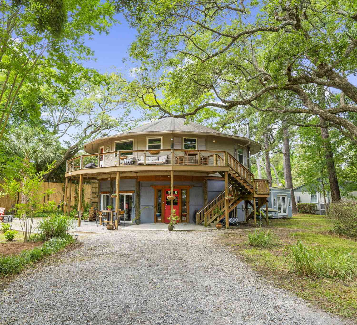 Homes For Sale - 2069 Saint James Drive<br/> Charleston, SC 29412