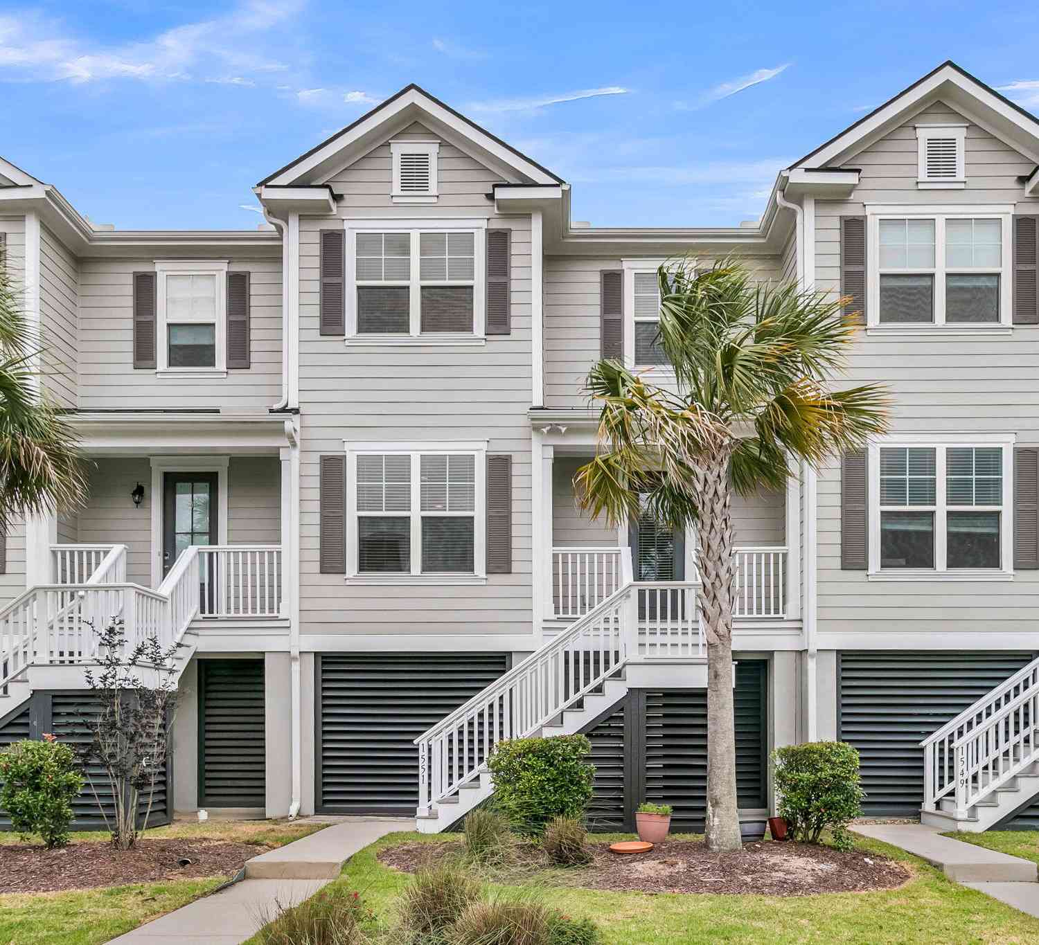 Townhouse For Sale - 1551 Prince Edward Street<br/> Mount Pleasant, SC 29466
