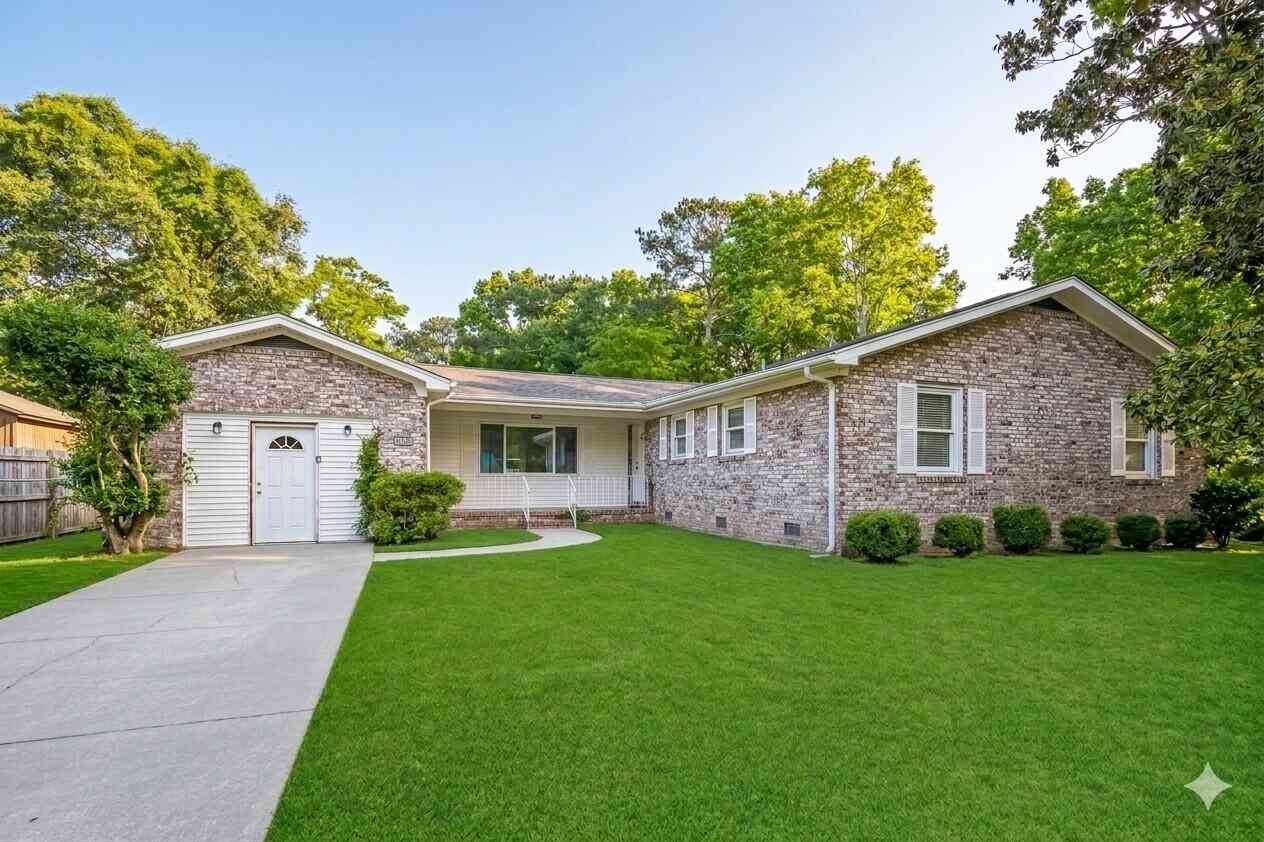 Homes For Sale - 8397 Glenford Road<br/> Charleston County, North Charleston, SC 29406