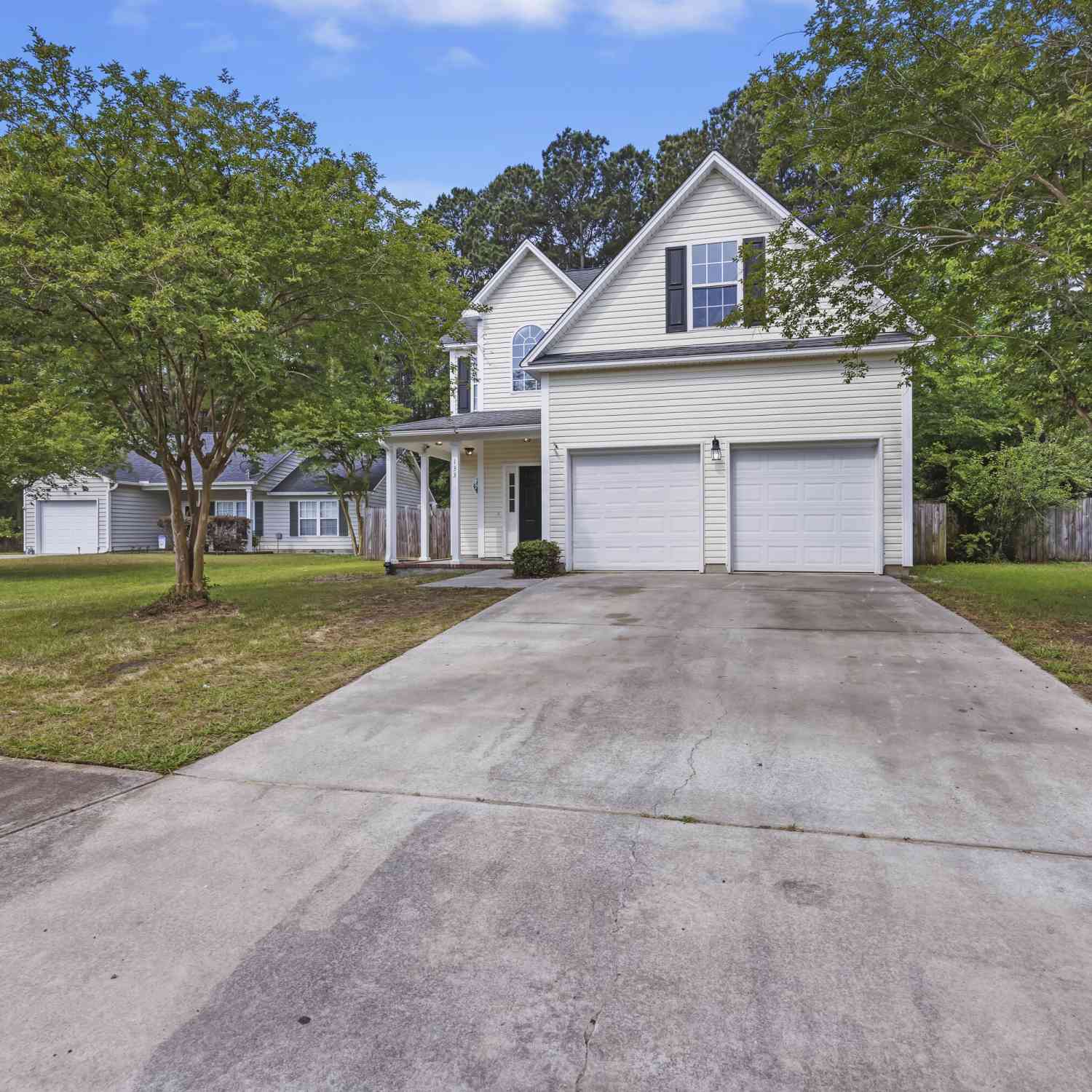 Homes For Sale - 133 Pointer Drive<br/> Goose Creek, SC 29445