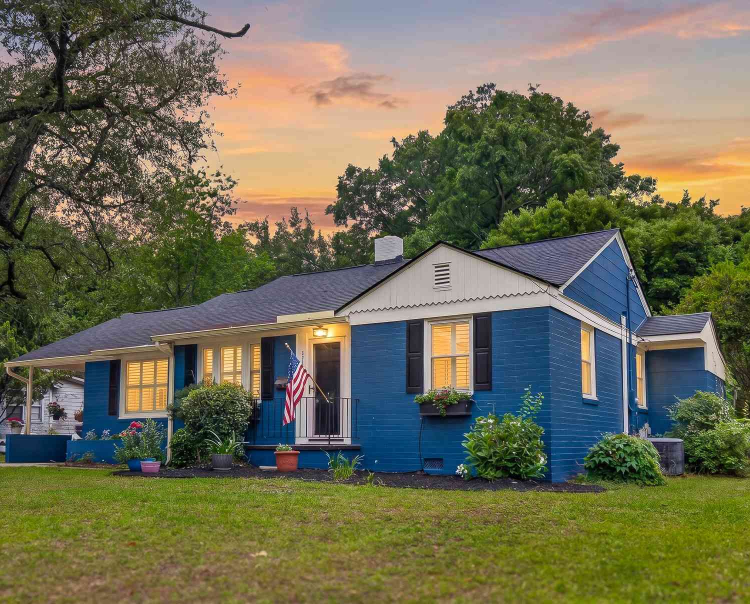 Homes For Sale - 5119 Braddock Avenue<br/> Charleston County, North Charleston, SC 29405