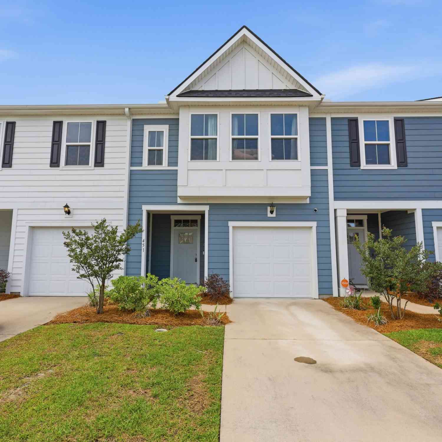 Townhouse For Sale - 451 Trotters<br/> Moncks Corner, SC 29461