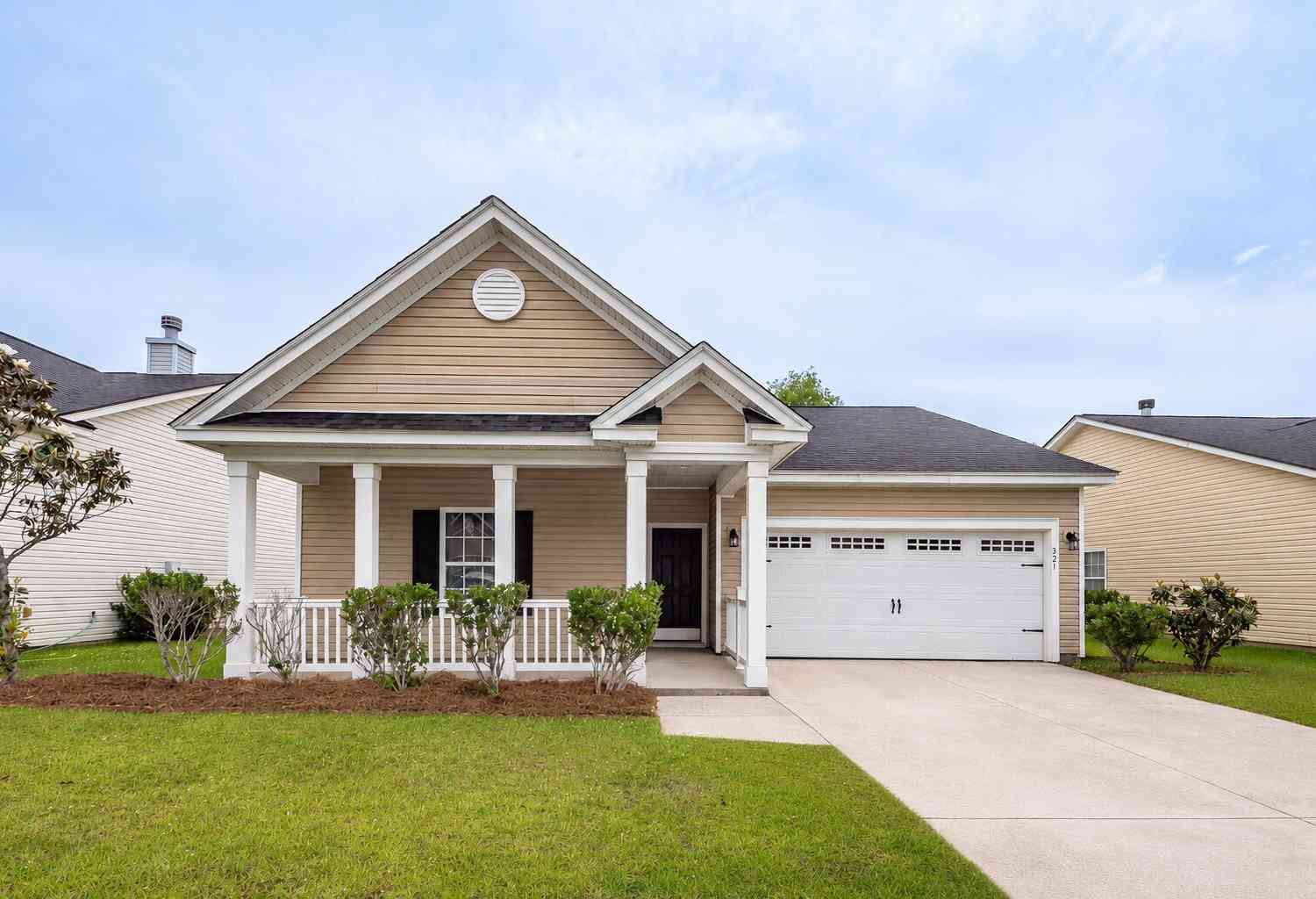Homes For Sale - 321 Killarney Trail<br/> Moncks Corner, SC 29461