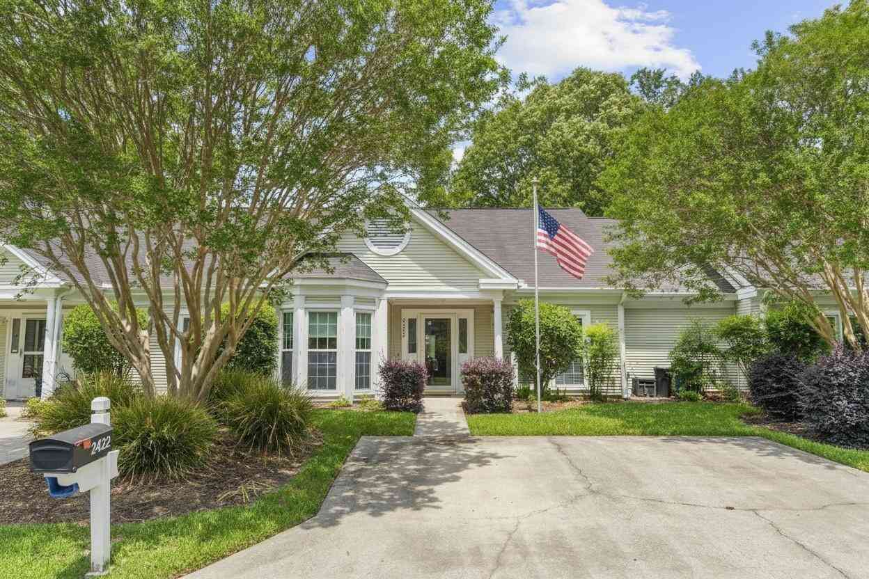 Townhouse For Sale - 2422 Hansard Drive<br/> Charleston County, North Charleston, SC 29406