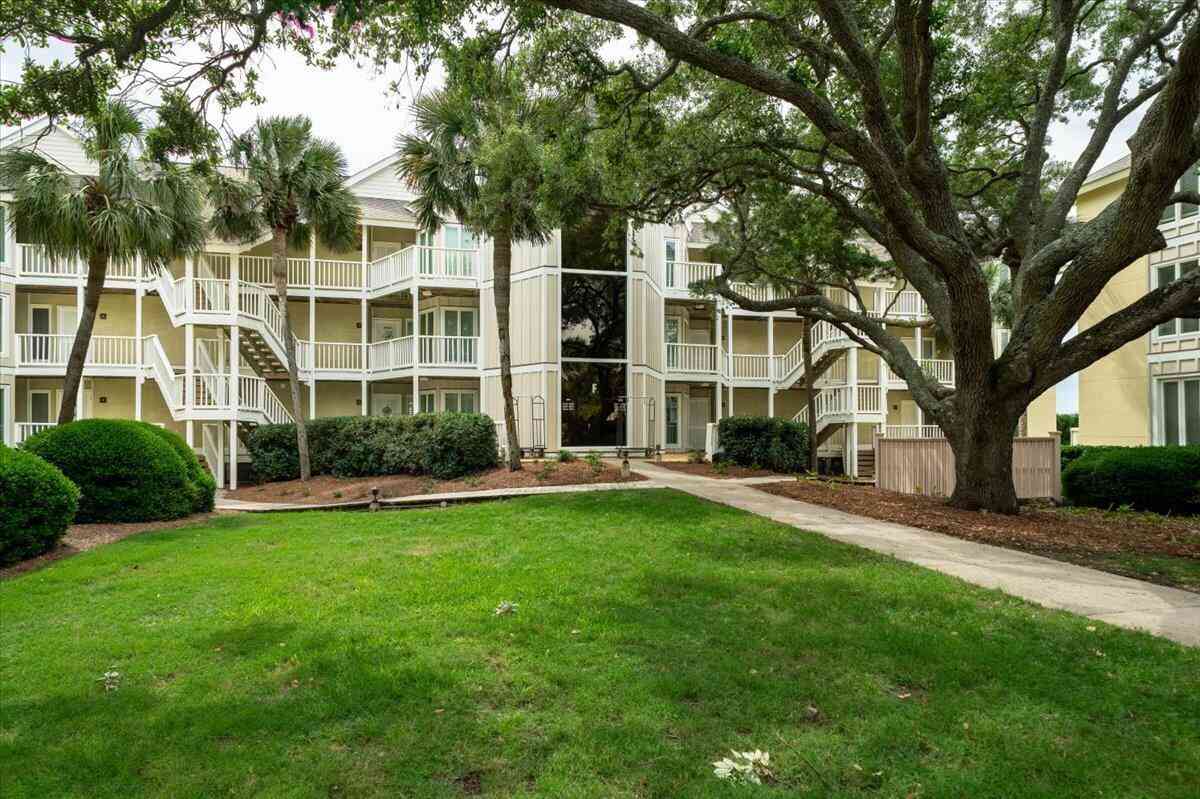 Condo For Sale - 9000 Palmetto Dr #F 204<br/> Charleston County, Isle of Palms, SC 29451