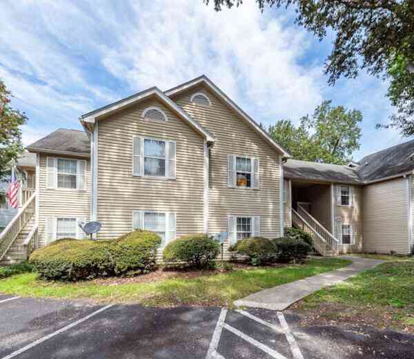 Homes For Rent - 2020 Coldspring Drive #F<br/> North Charleston, SC 29406
