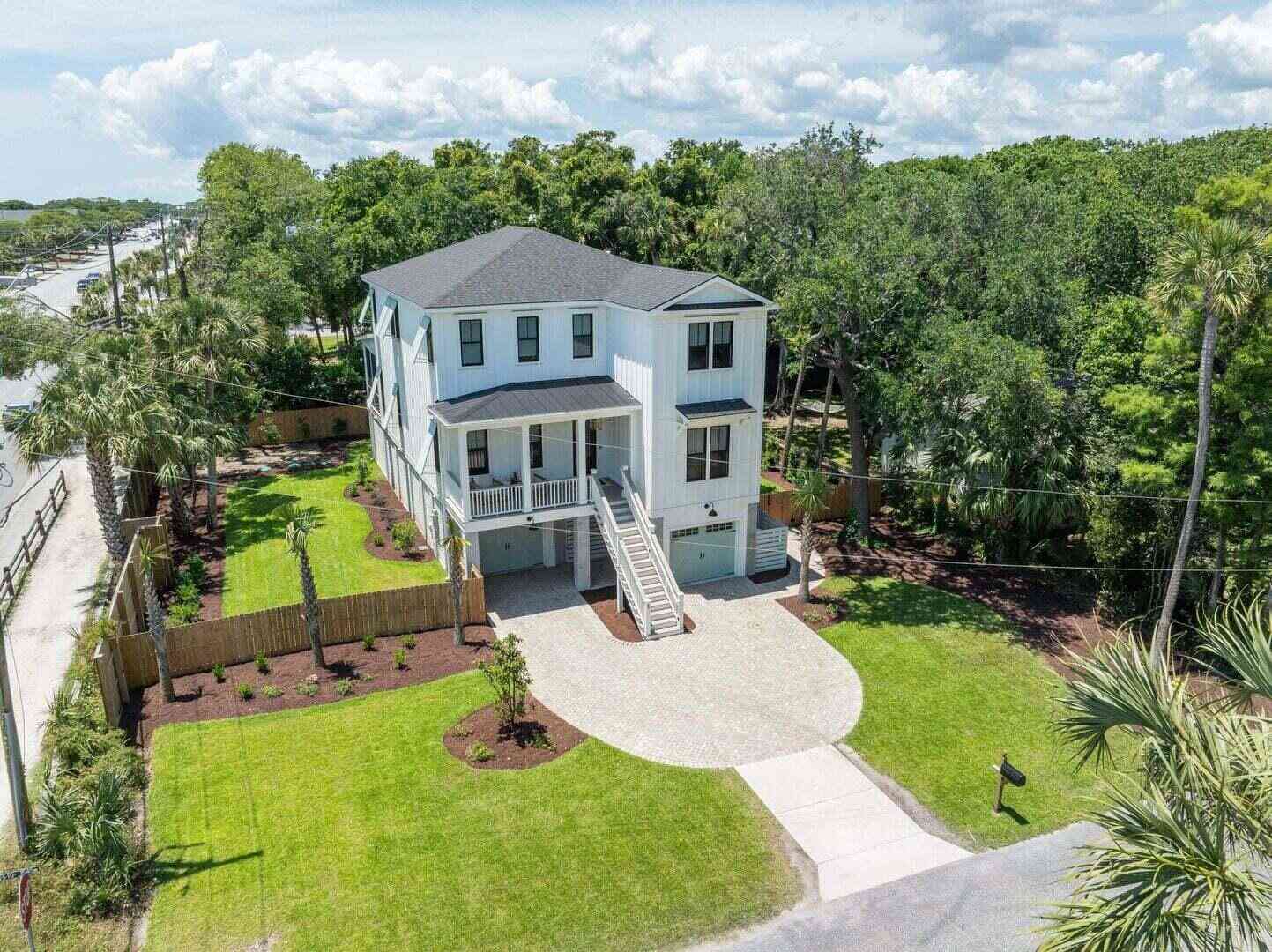 Homes For Sale - 1 20th Avenue<br/> Charleston County, Isle of Palms, SC 29451