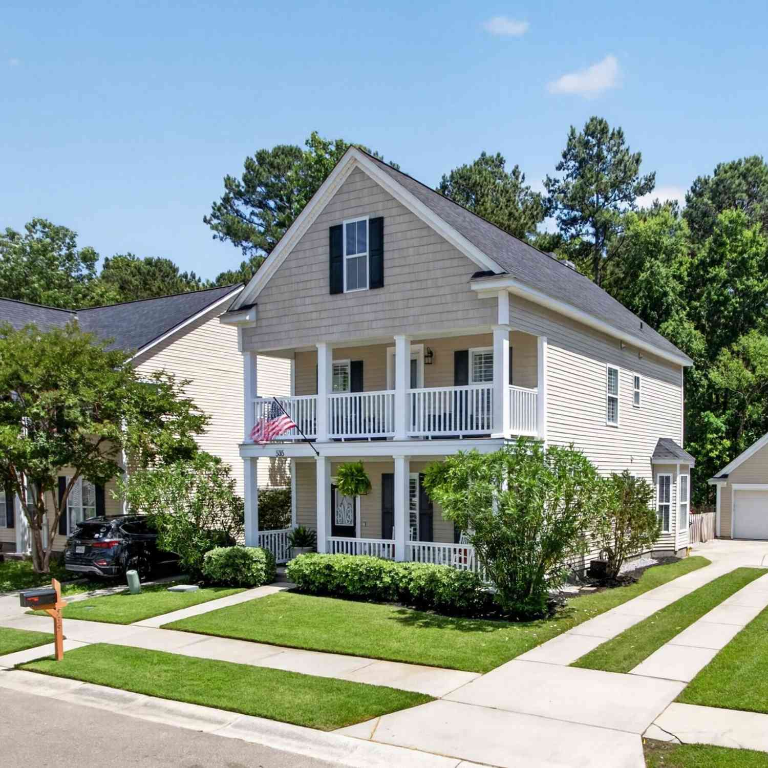 Homes For Sale - 535 Delafield Drive<br/> Summerville, SC 29483