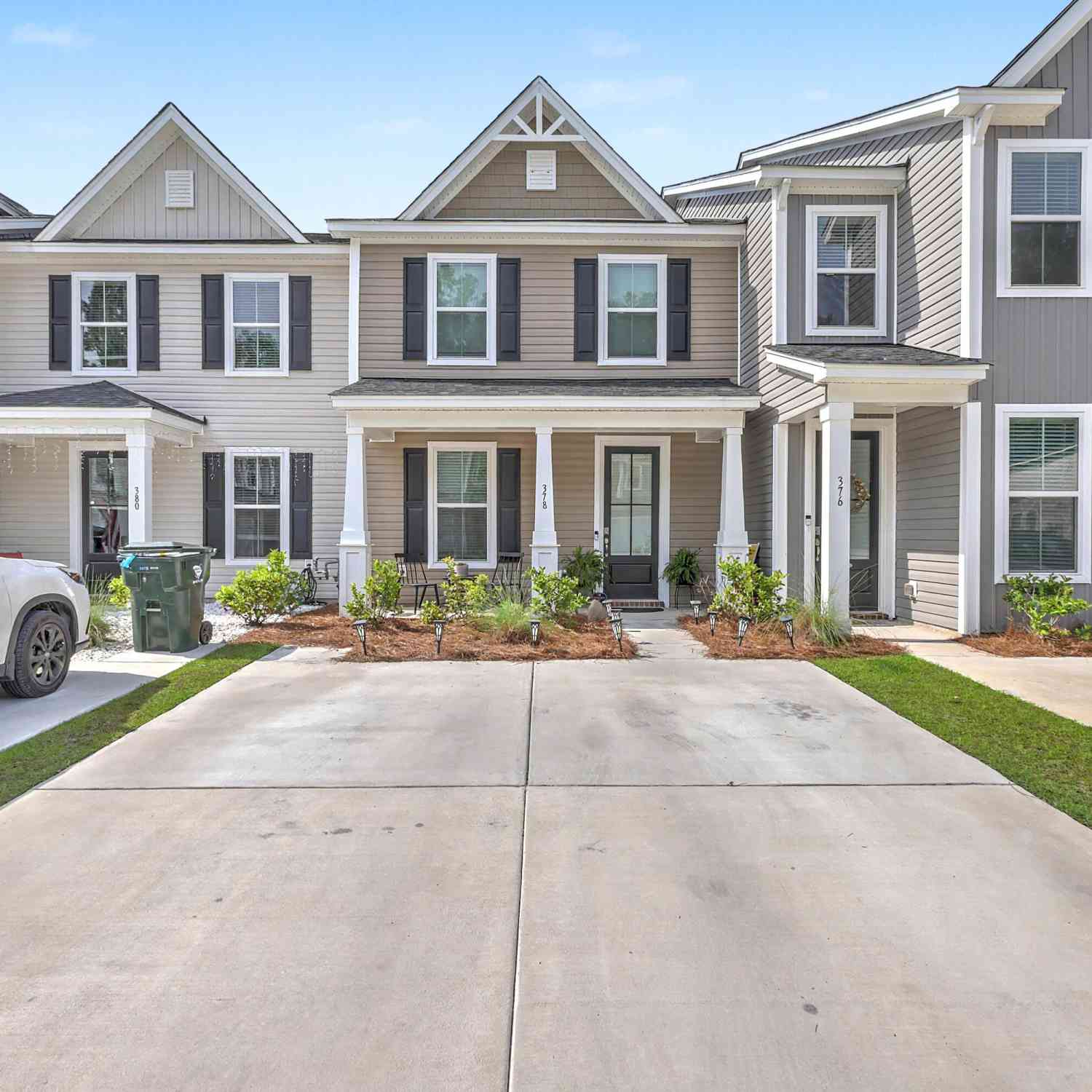 Townhouse For Sale - 378 Green Fern Drive<br/> Summerville, SC 29483