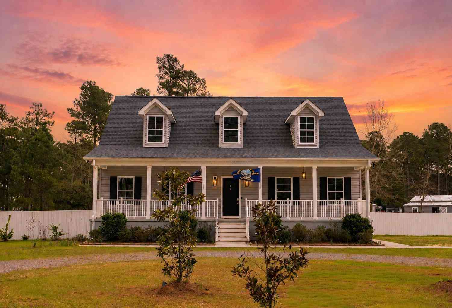 Homes For Sale - 125 Chancing Bye Lane<br/> Huger, SC 29450