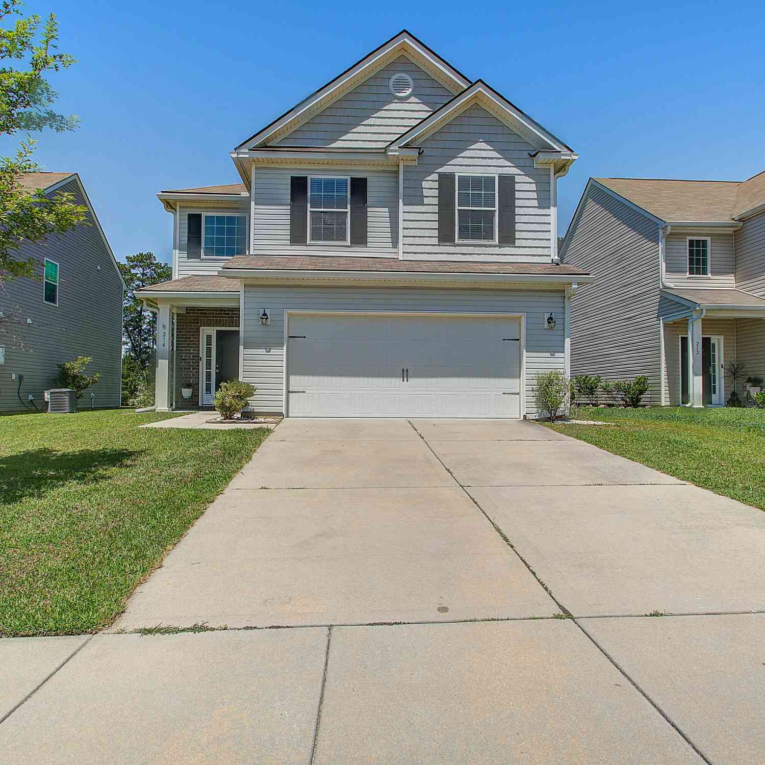 Homes For Sale - 214 Daniels Creek Circle<br/> Goose Creek, SC 29445