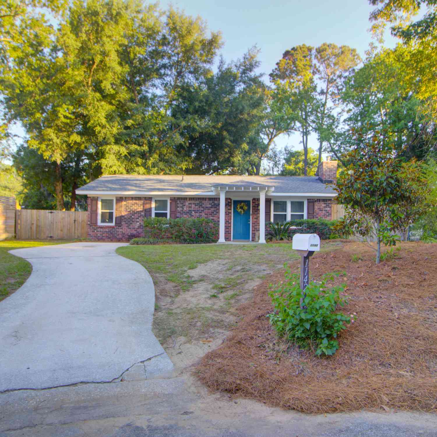 Homes For Sale - 1142 Bonnie Lane<br/> Mount Pleasant, SC 29464
