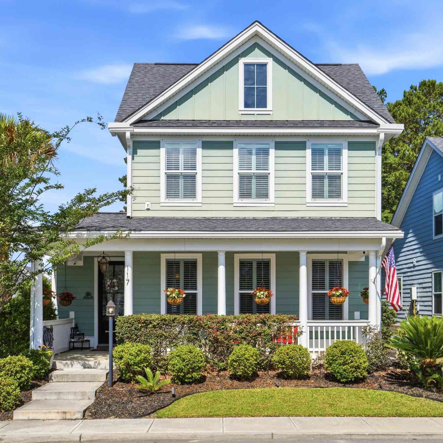 Homes For Sale - 117 Angelica Avenue<br/> Summerville, SC 29483