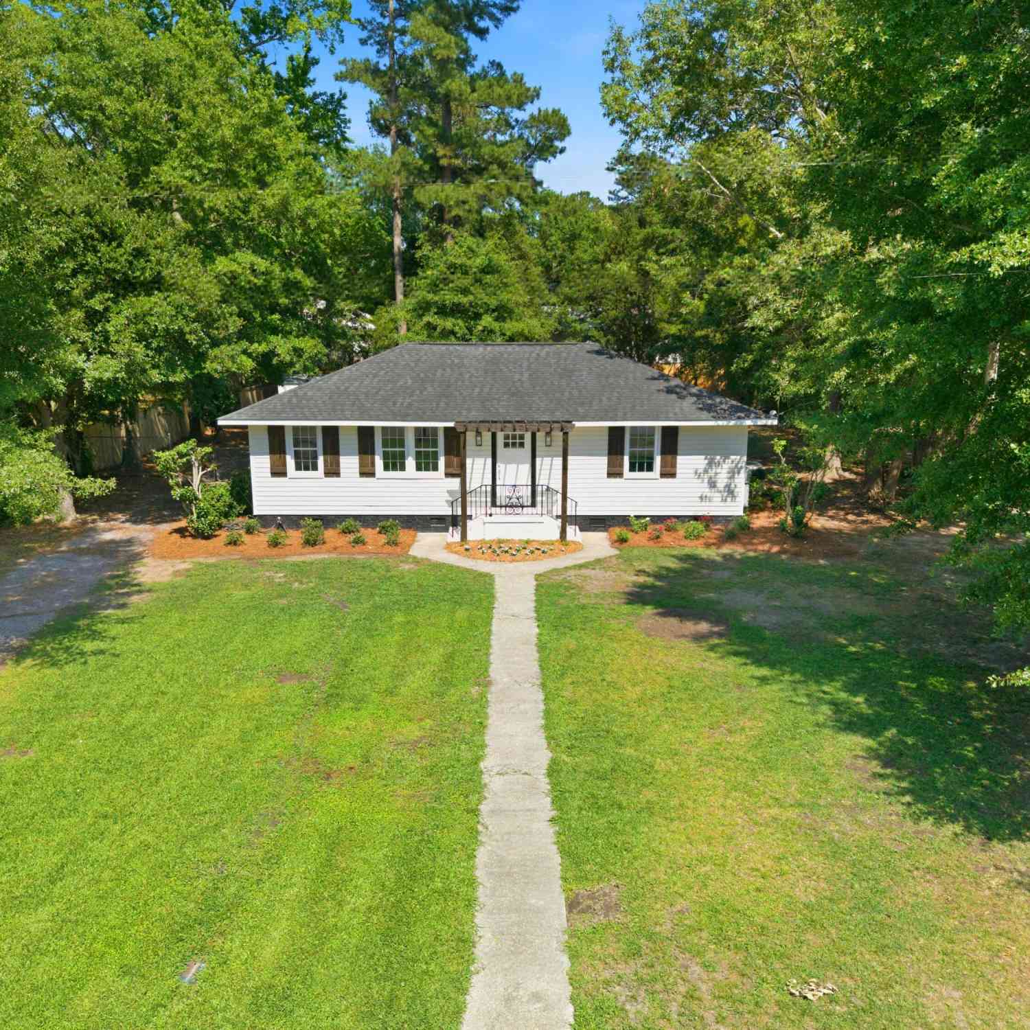 Homes For Sale - 206 High Hill Drive<br/> Moncks Corner, SC 29461