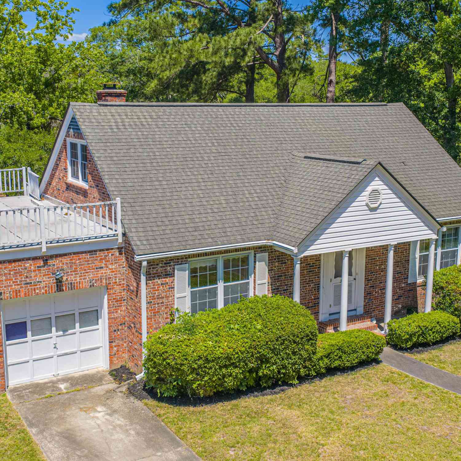 Homes For Sale - 301 Mcclain Street<br/> Charleston County, Charleston, SC 29407