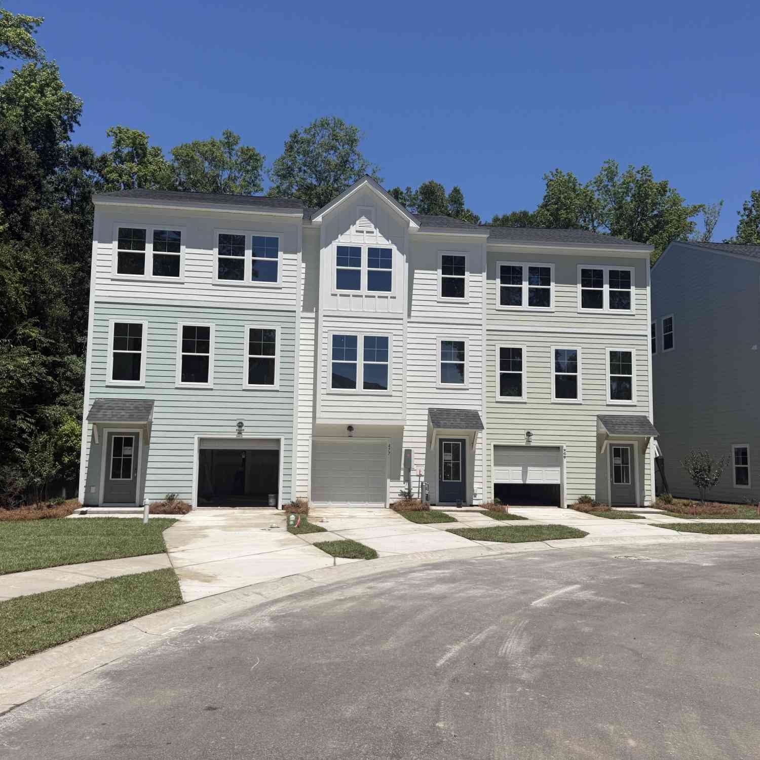 Townhouse For Sale - 479 Caledon Court<br/> Johns Island, SC 29455