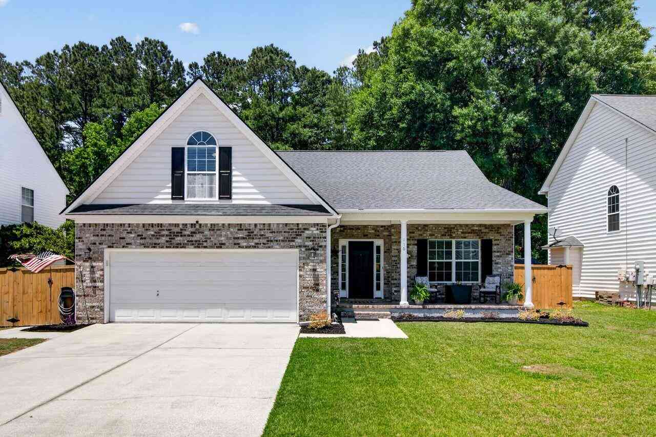 Homes For Sale - 116 Summer Trace Drive<br/> Summerville, SC 29485