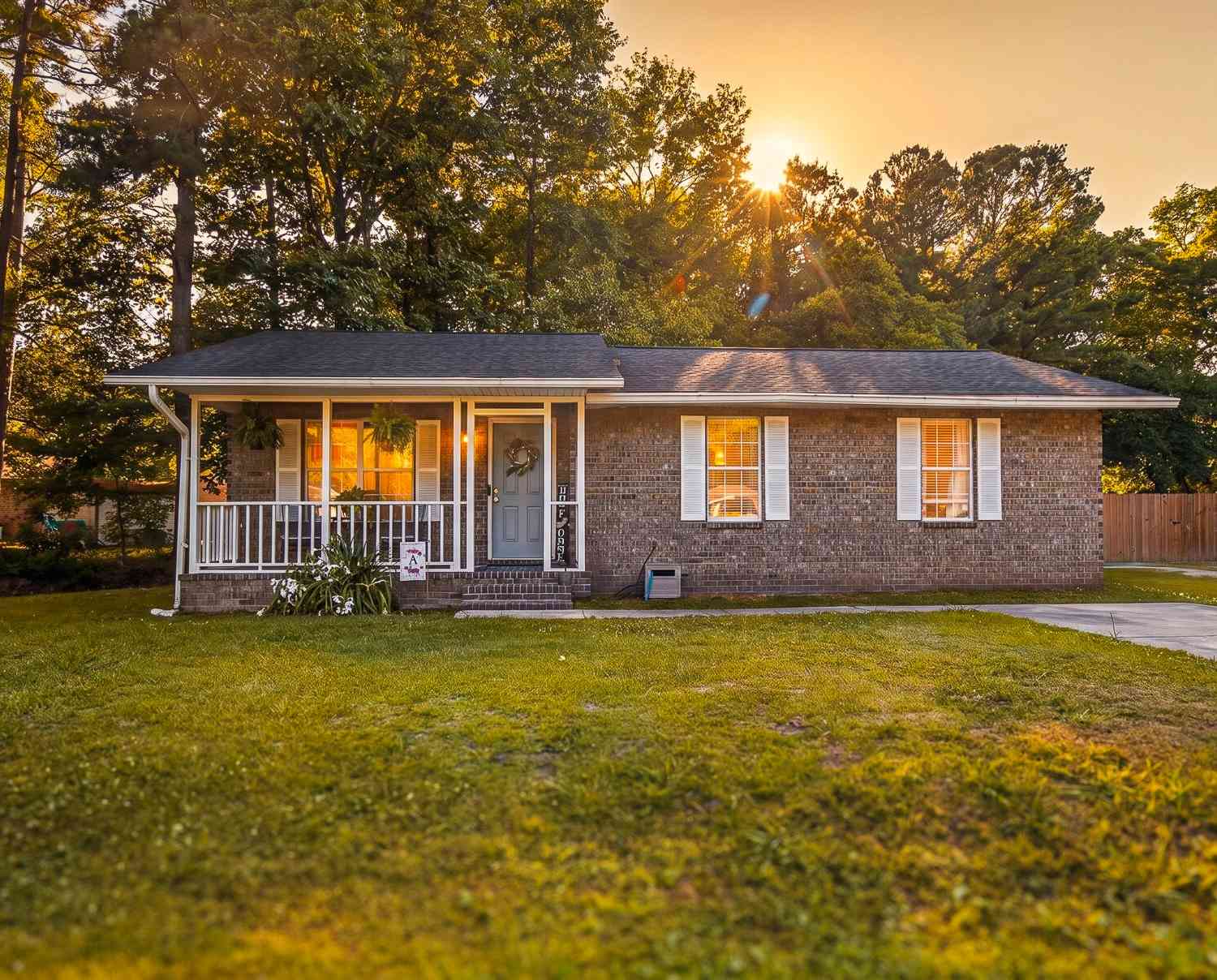 Homes For Sale - 216 Azalea Court<br/> Moncks Corner, SC 29461