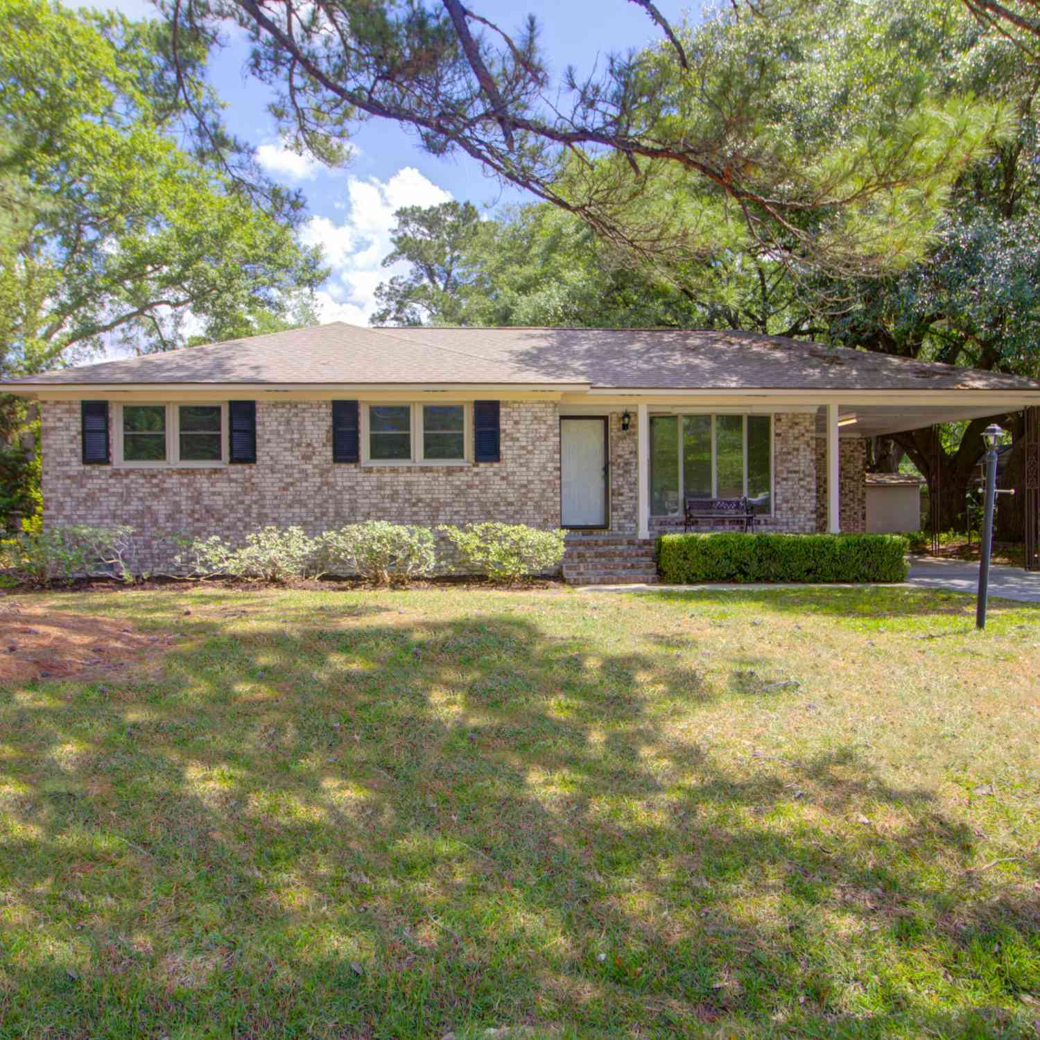 Homes For Sale - 2754 Clover Street<br/> Charleston County, Charleston, SC 29414