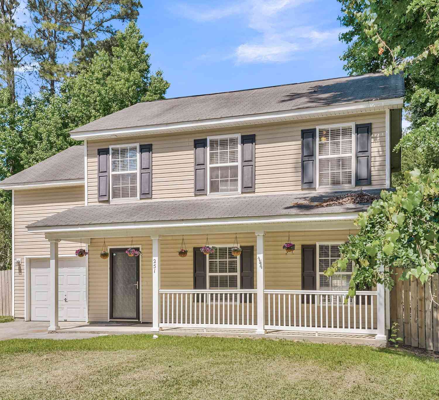 Homes For Sale - 251 Trickle Drive<br/> Summerville, SC 29483