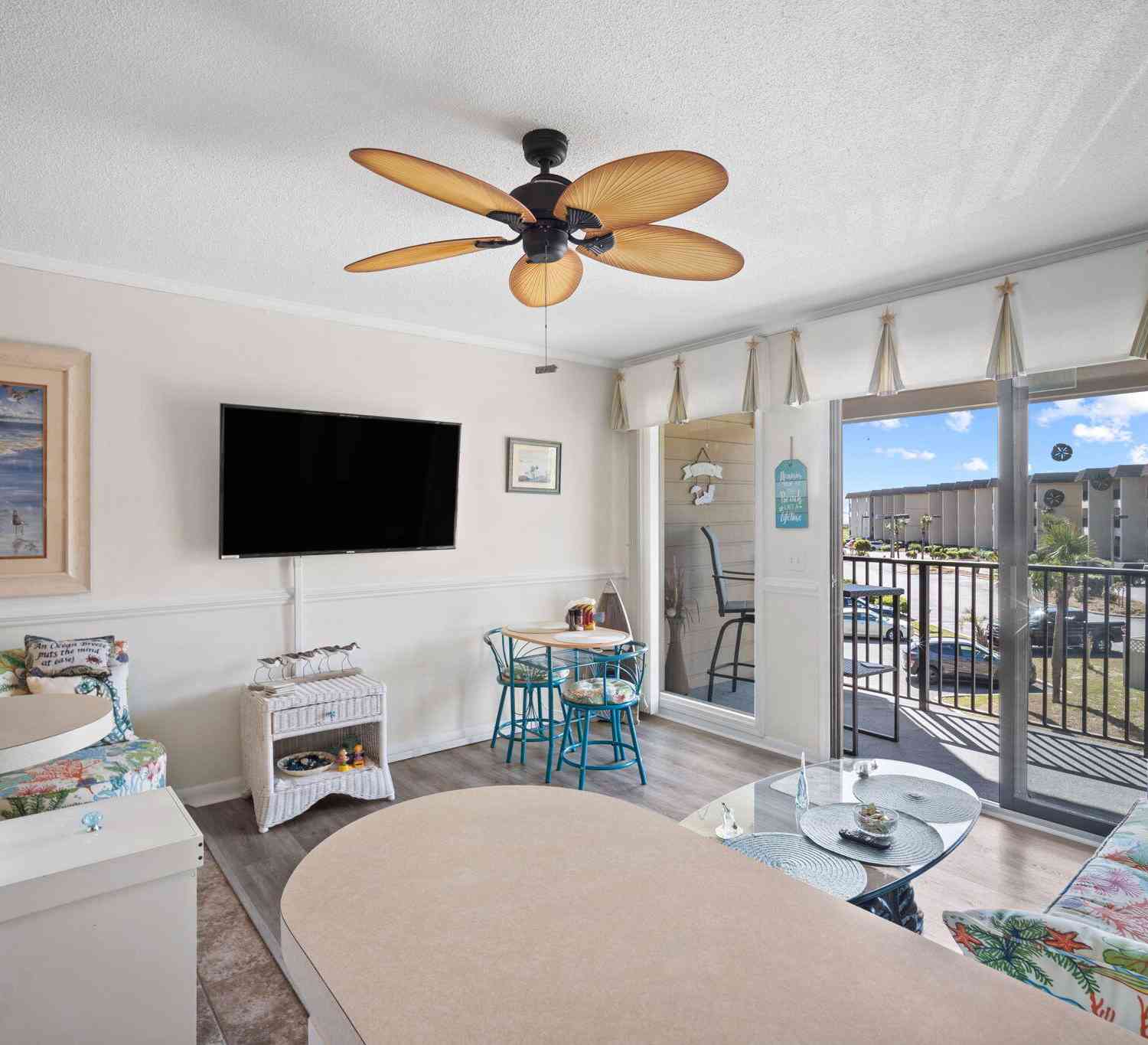 Condo For Sale - 40 Folly Field Road #APT C253<br/> Hilton Head Island, SC 29928