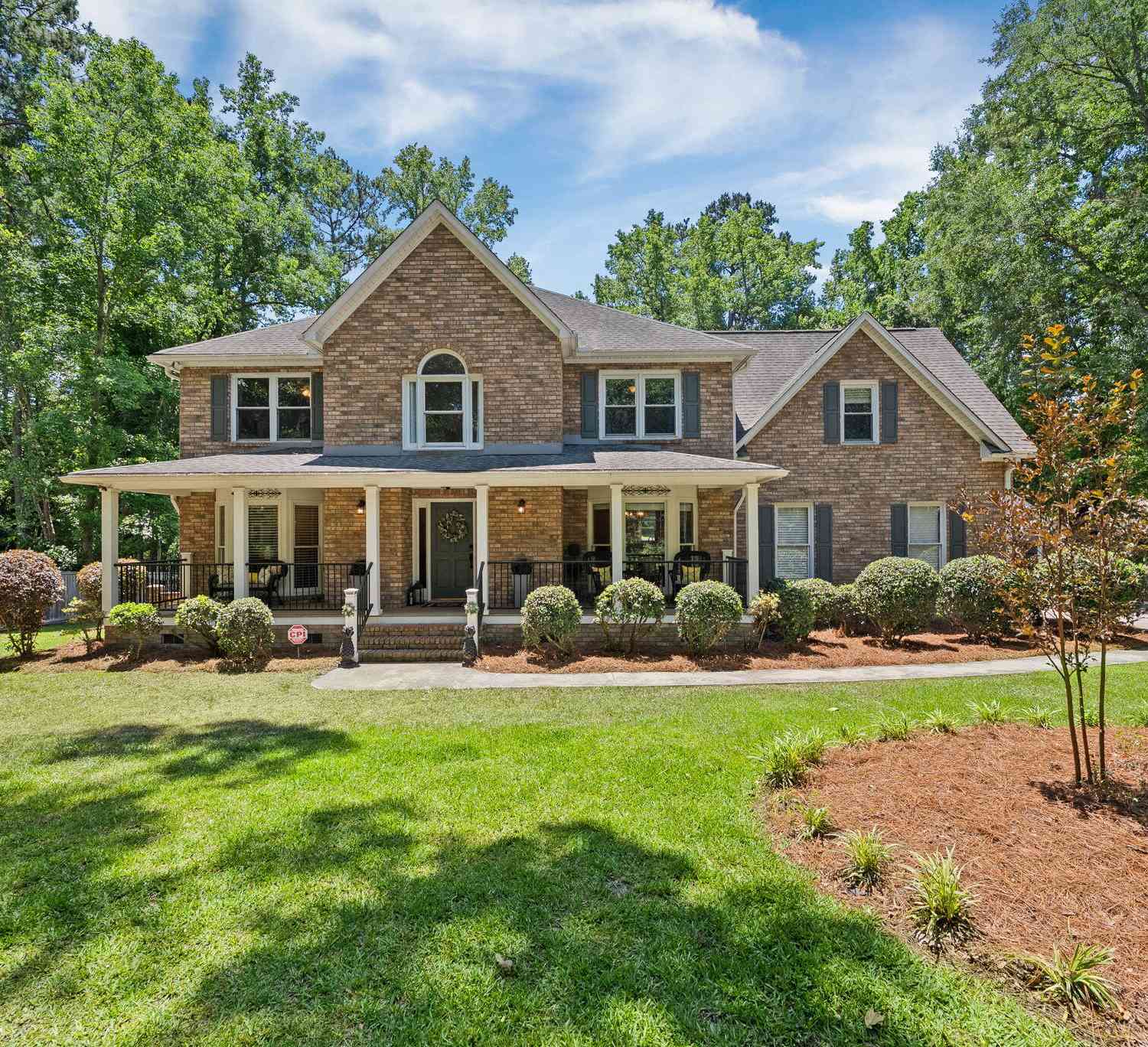 Homes For Sale - 100 Prim Rose Path<br/> Summerville, SC 29483