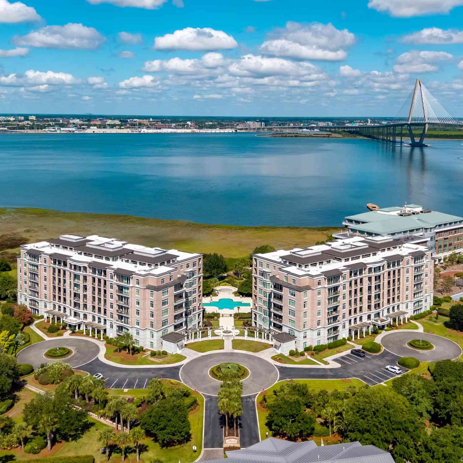 Condo For Sale - 222 S Plaza Court<br/> Mount Pleasant, SC 29464