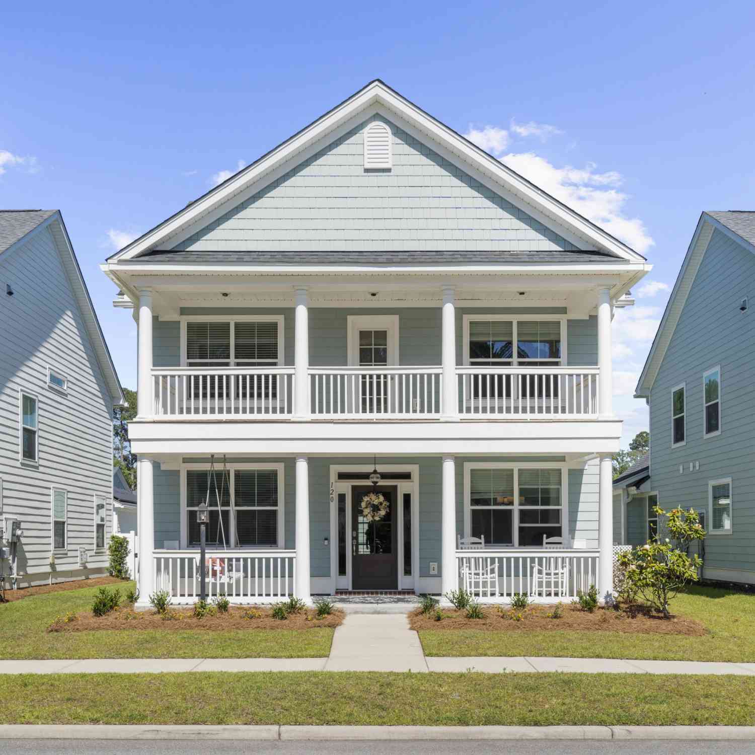 Homes For Sale - 120 Angelica Avenue<br/> Summerville, SC 29483