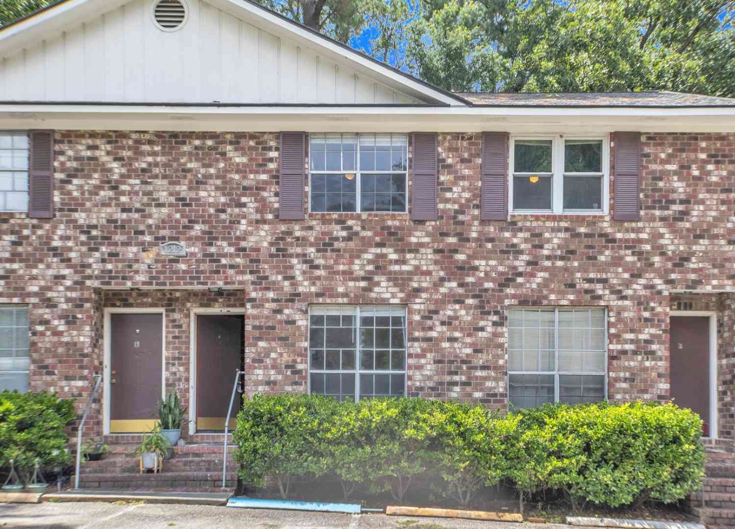Multifamily For Rent - 1212 Boone Hill Road #A-D<br/> Summerville, SC 29483