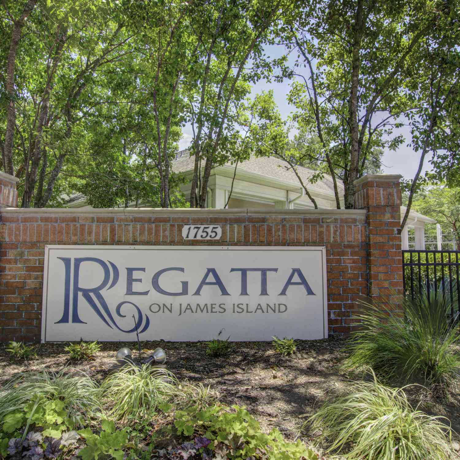 Condo For Sale - Road<br/> Charleston, SC 29412