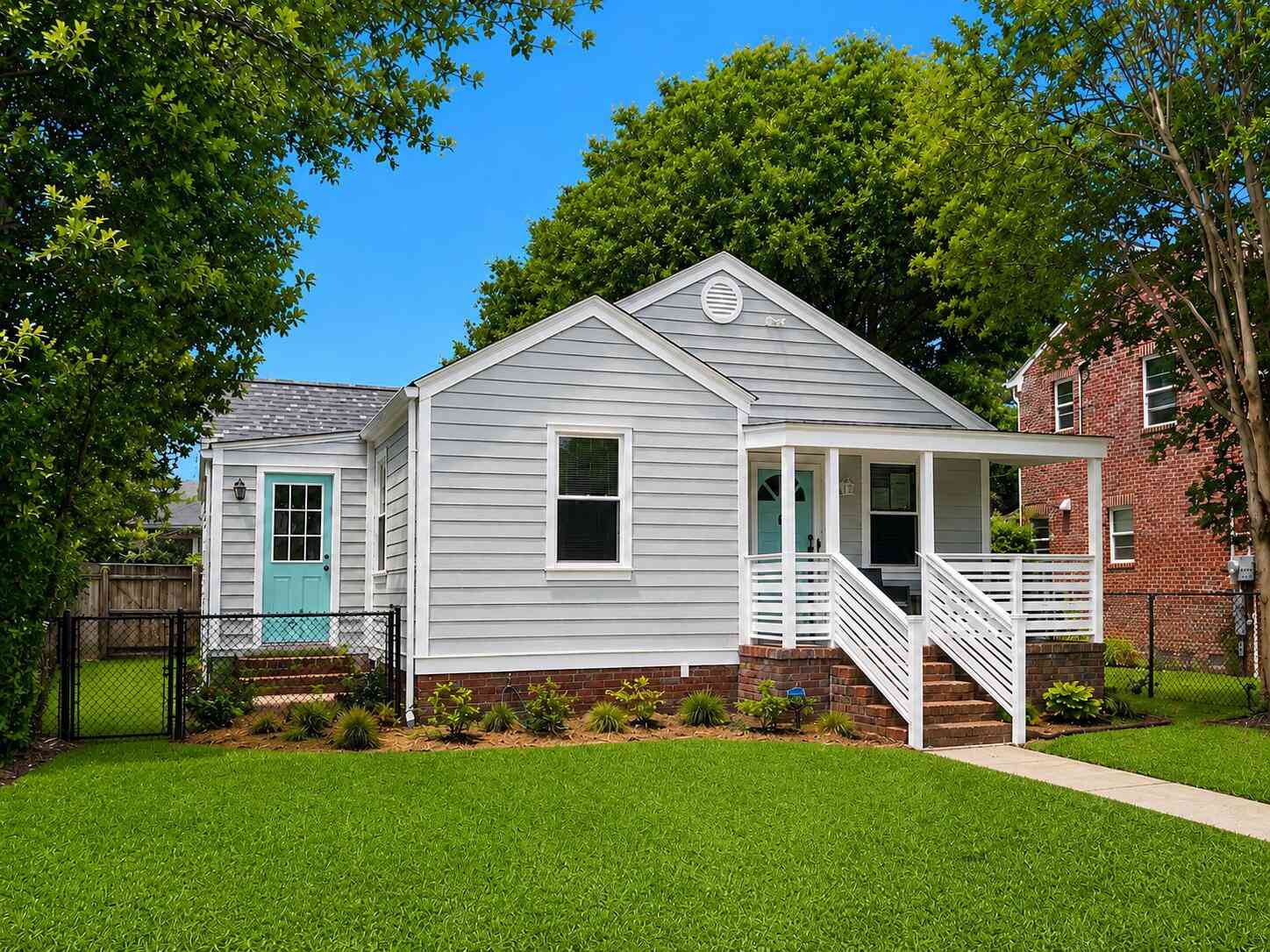 Homes For Sale - 168 Dunnemann Avenue<br/> Charleston, SC 29403