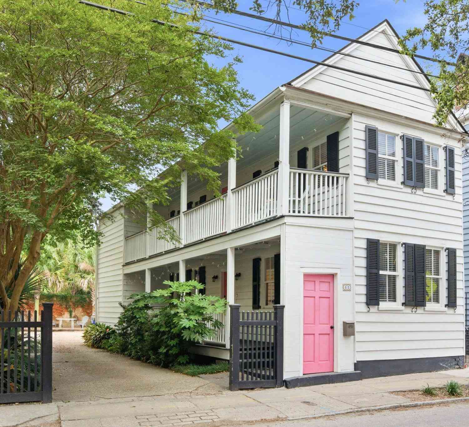 Homes For Sale - 41 Coming Street<br/> Charleston, SC 29401