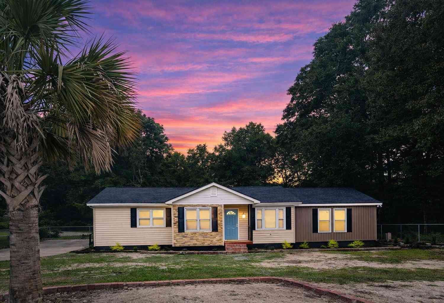 Homes For Sale - 279 Mount Carmel Road<br/> Colleton County, Walterboro, SC 29488