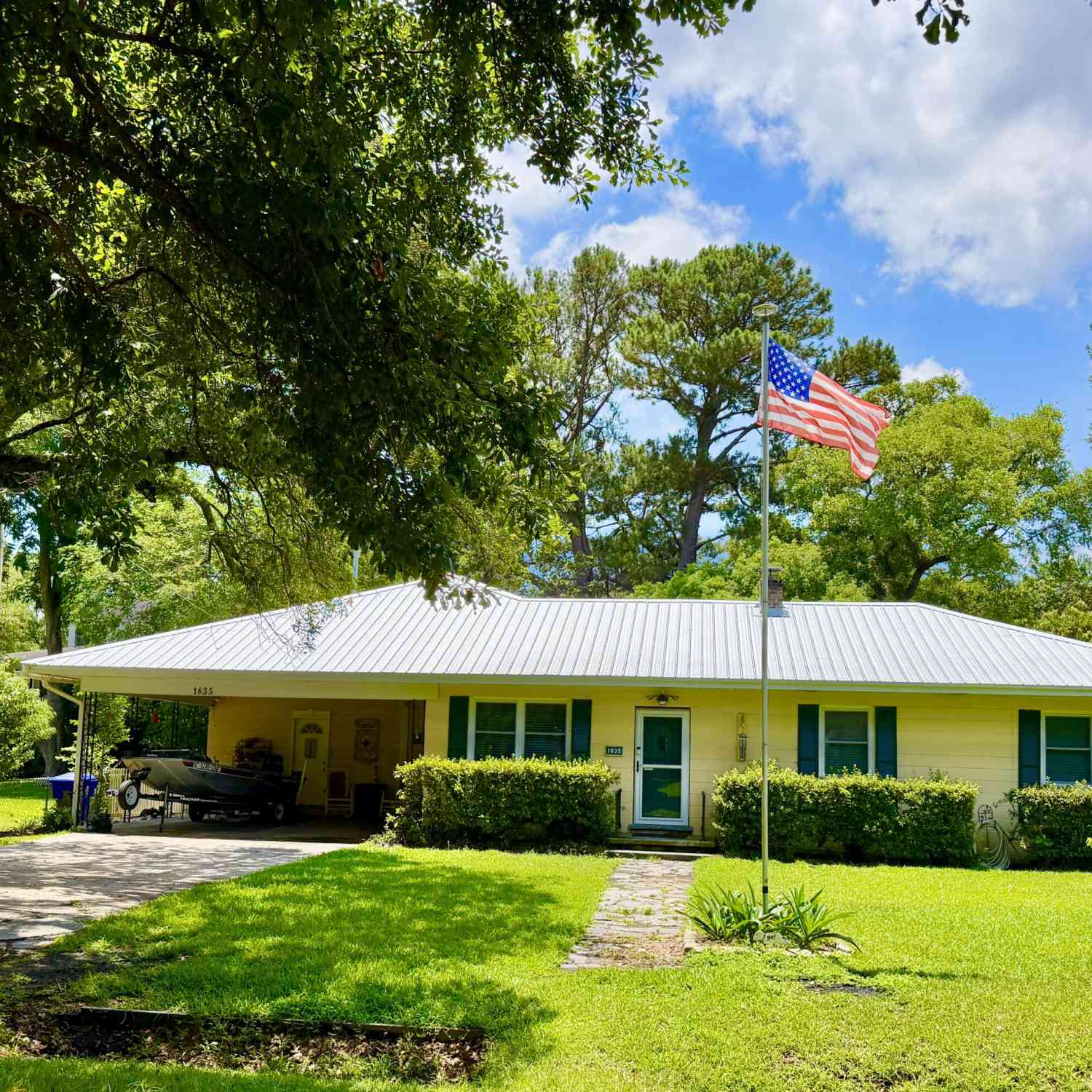 Homes For Sale - 1835 Overdell Drive<br/> Charleston County, Charleston, SC 29407