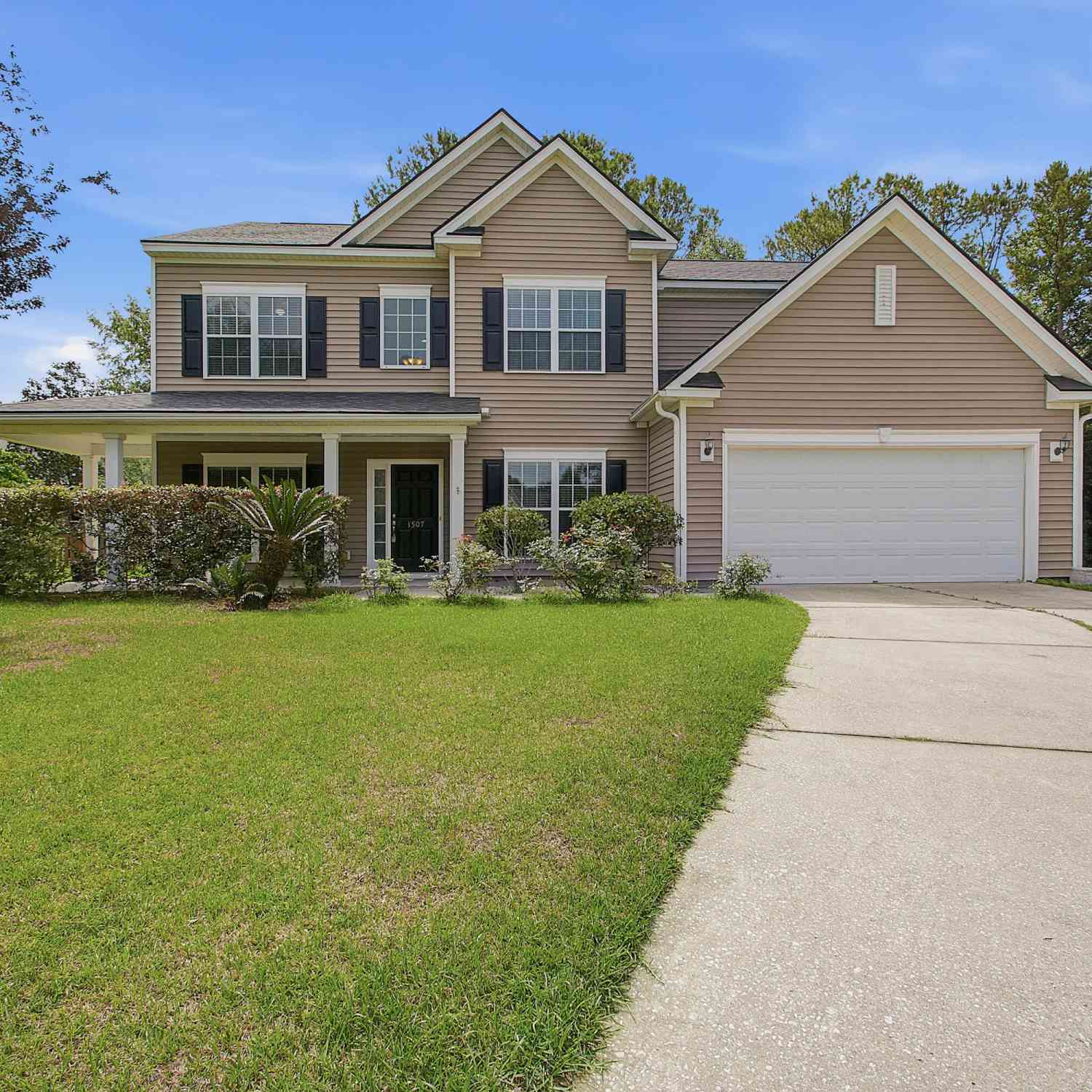 Homes For Sale - 1507 Marsh Reed Court<br/> Hanahan, SC 29410