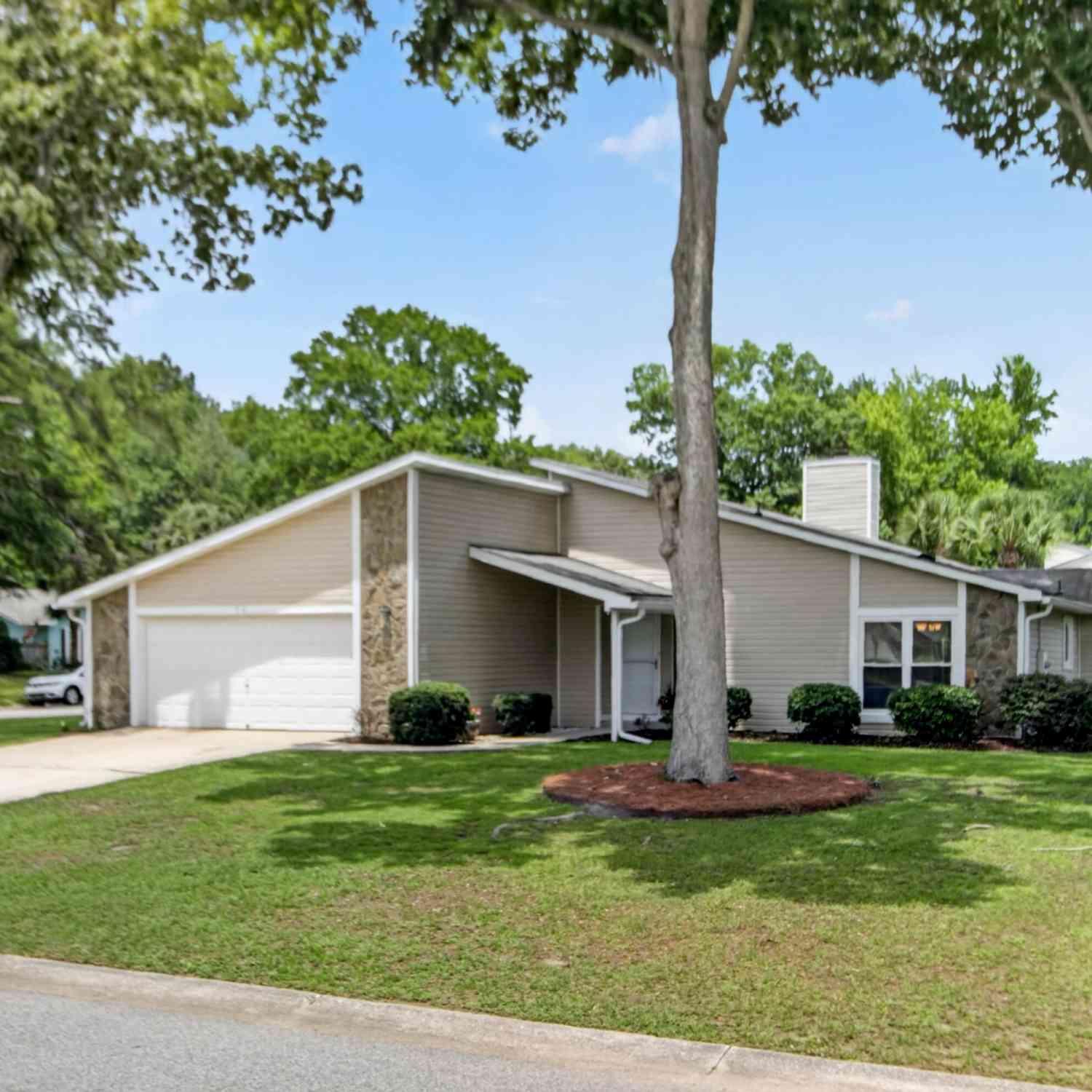 Homes For Sale - 56 Shadowmoss Parkway<br/> Charleston, SC 29414