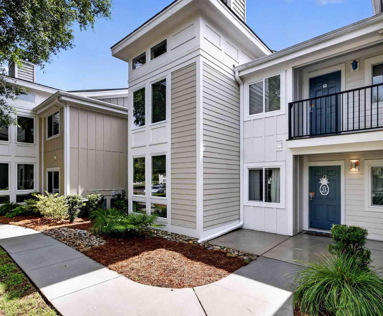 Condo For Sale - 271 Alexandra #UNIT 5<br/> Mount Pleasant, SC 29464