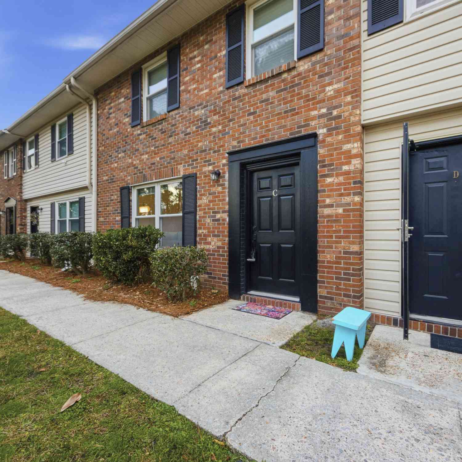 Condo For Sale - 415 Parkdale Drive #APT 8C<br/> Charleston, SC 29414