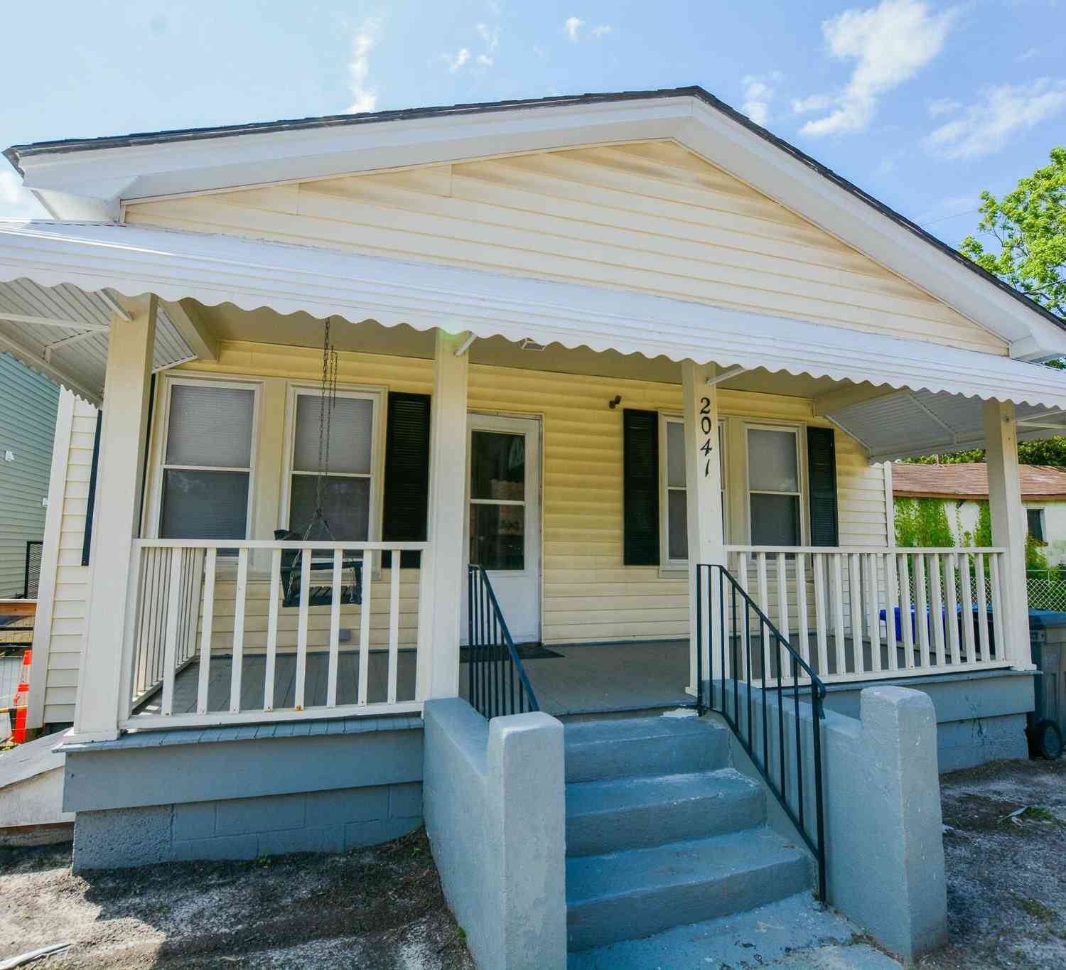 Homes For Rent - 2041 Groveland Avenue<br/> Charleston, SC 29405
