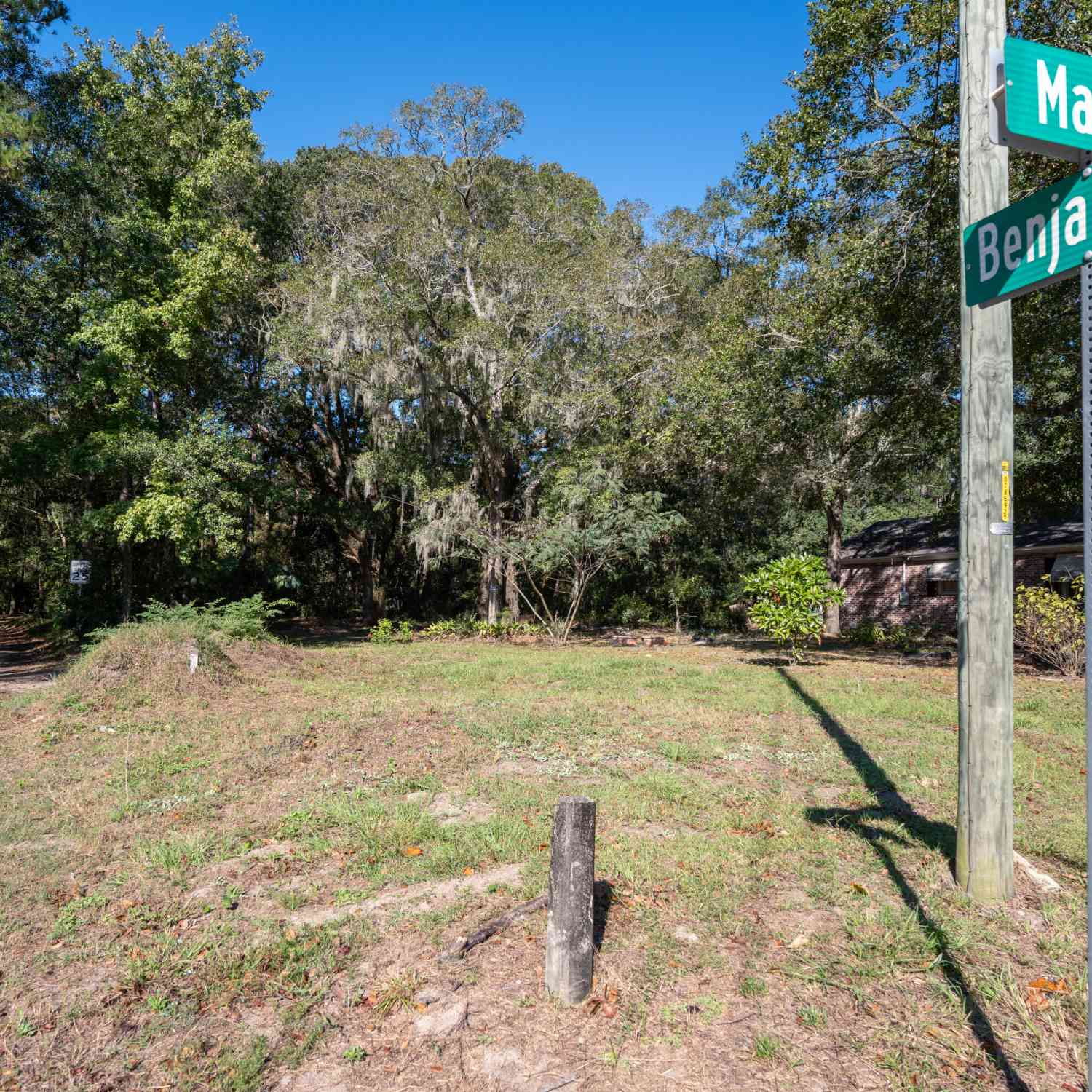 Vacant Land For Sale - 1214 Main Road<br/> Johns Island, SC 29455
