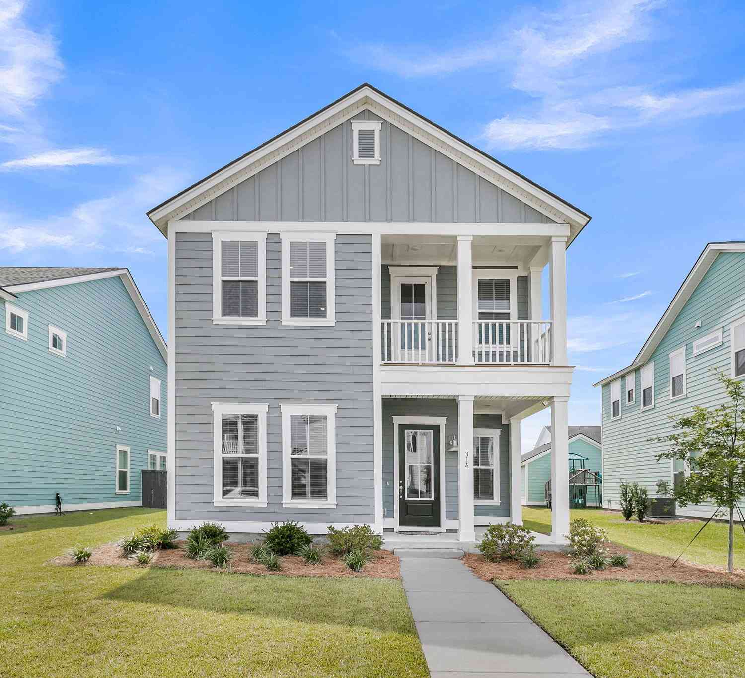 Homes For Sale - 314 Archar Street<br/> Summerville, SC 29486