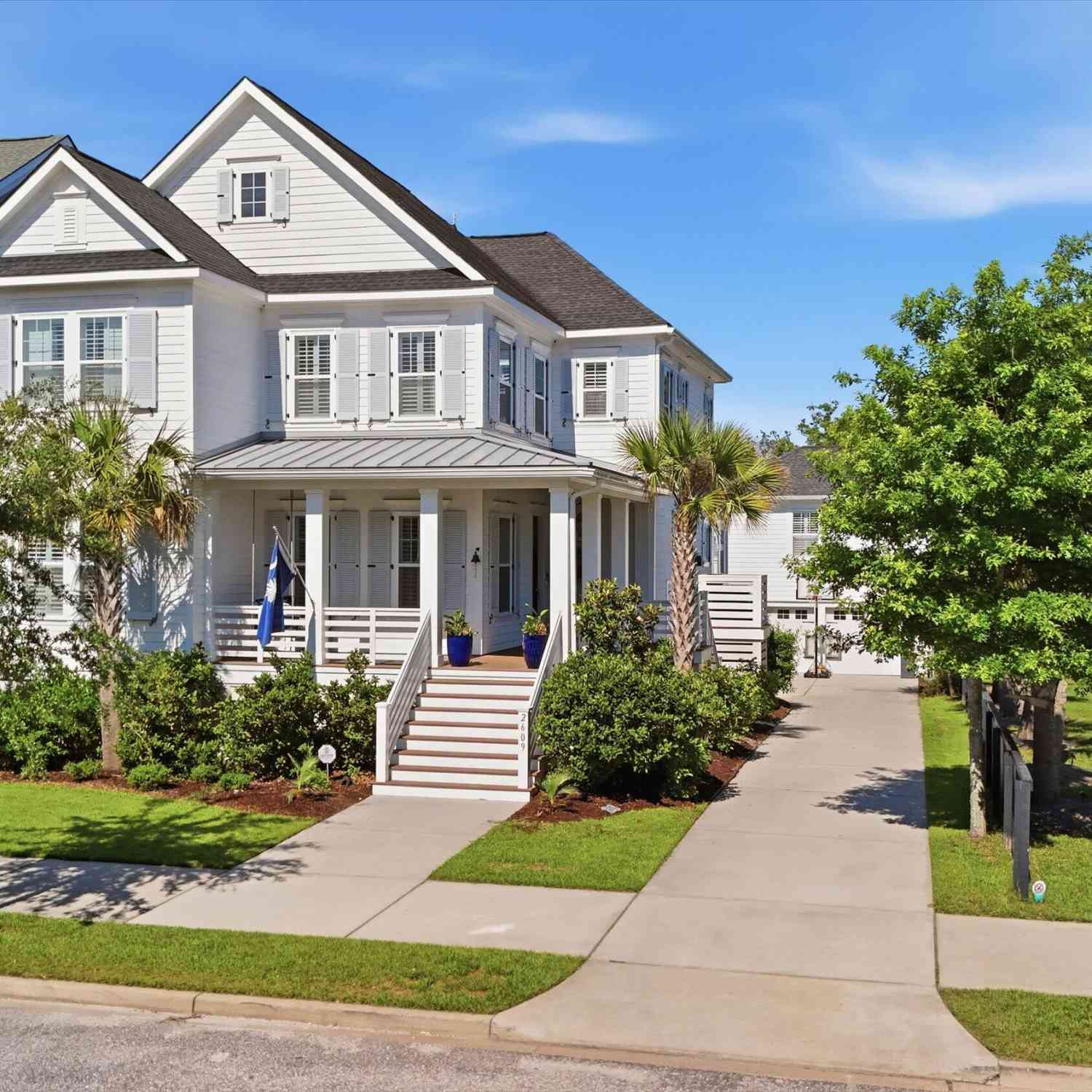 Homes For Sale - 2609 Daniel Island Drive<br/> Charleston, SC 29492