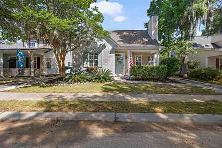 Homes For Rent - 2448 Fulford Court<br/> Mount Pleasant, SC 29466