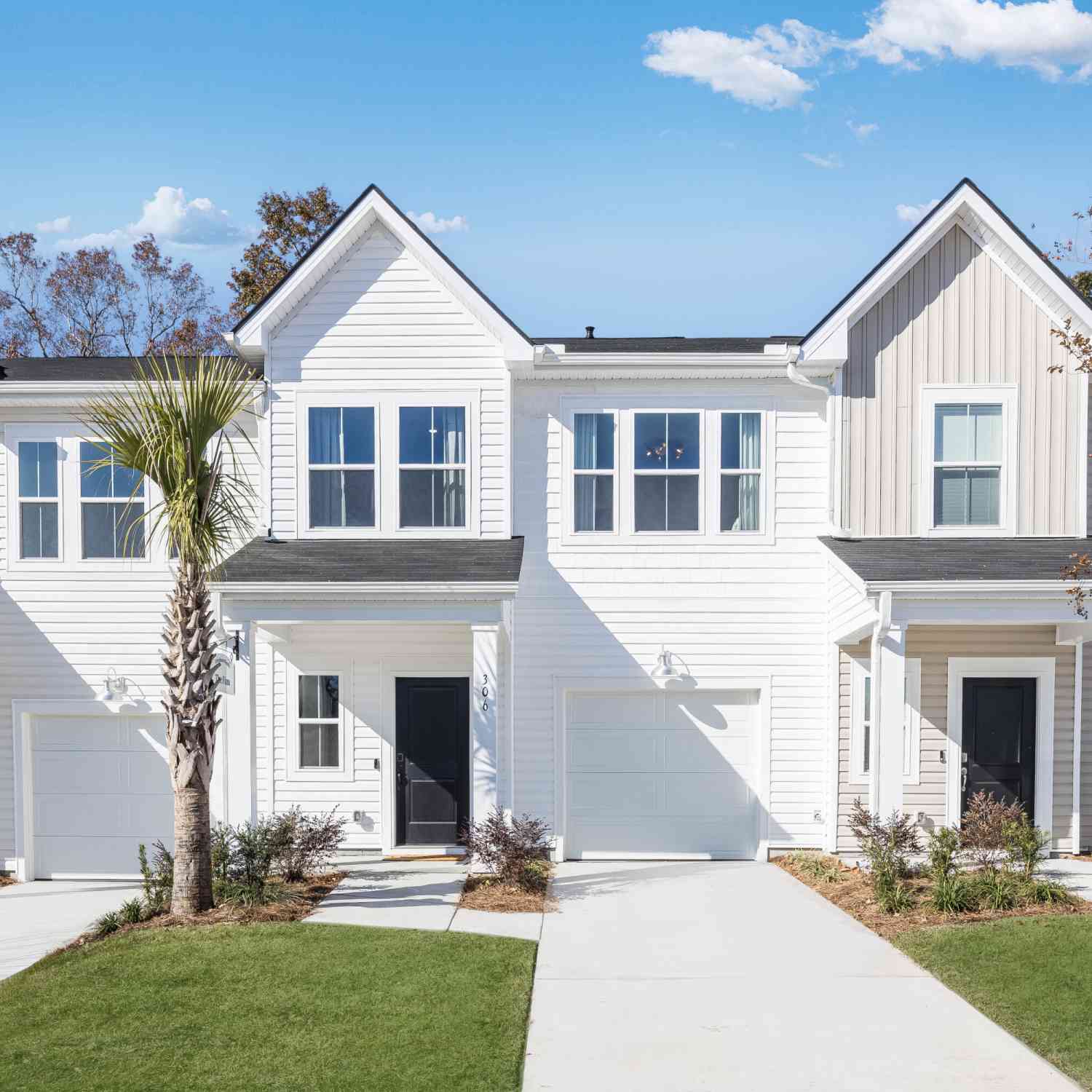 Townhouse For Sale - 268 Harvest Grove Lane<br/> Summerville, SC 29485