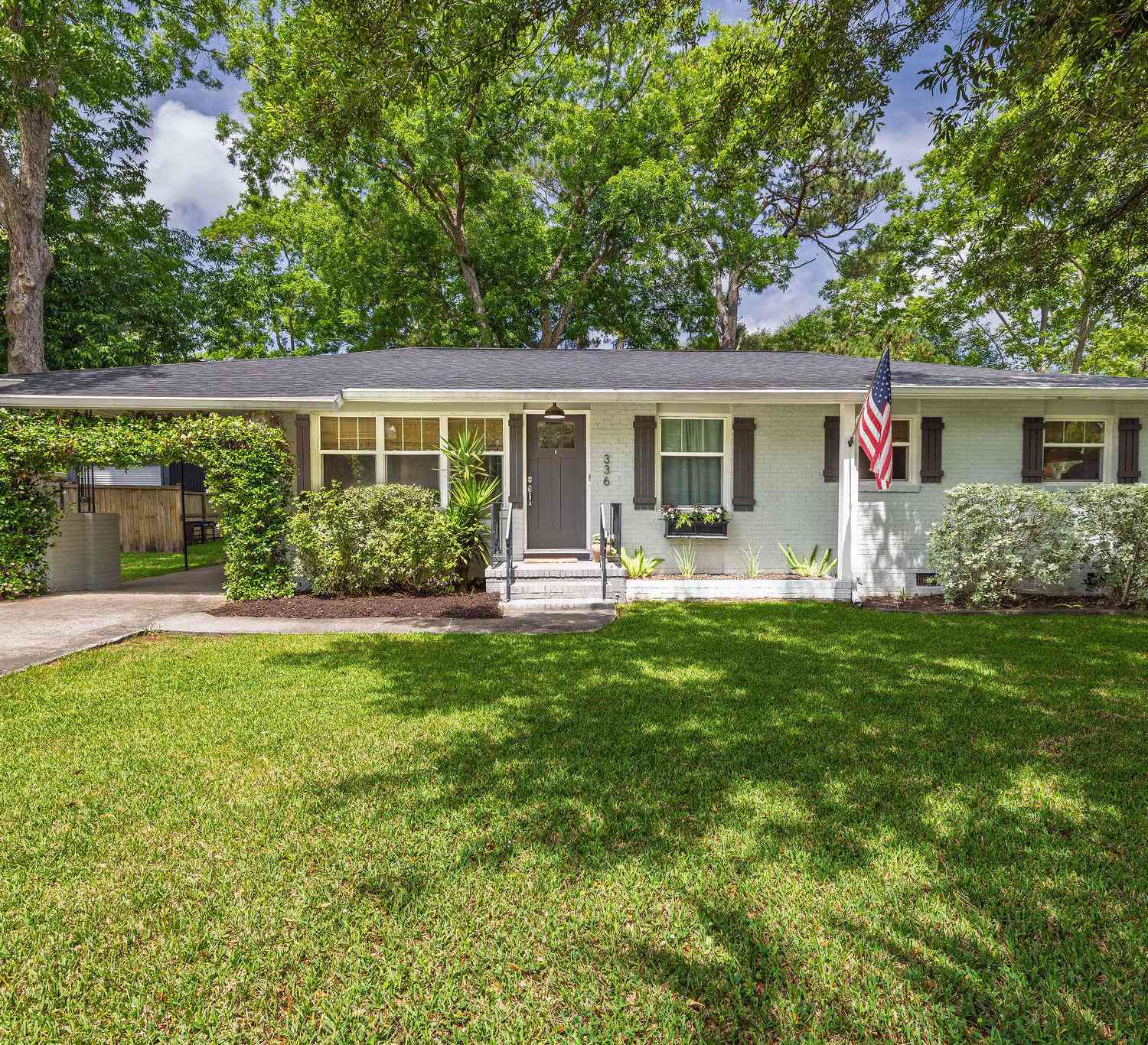 Homes For Sale - 336 Cabell Street<br/> Charleston, SC 29407