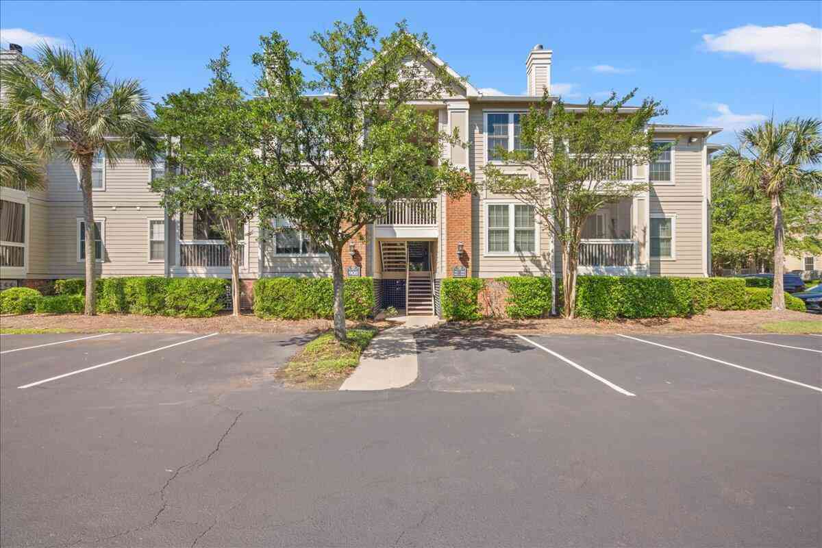 Condo For Sale - 1600 Long Grove Drive #927<br/> Mount Pleasant, SC 29464