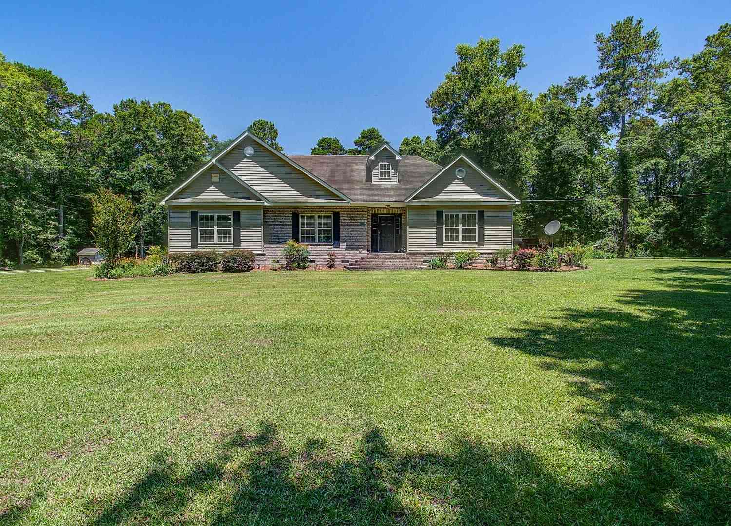 Homes For Sale - 334 Shoptaw Road<br/> Holly Hill, SC 29059
