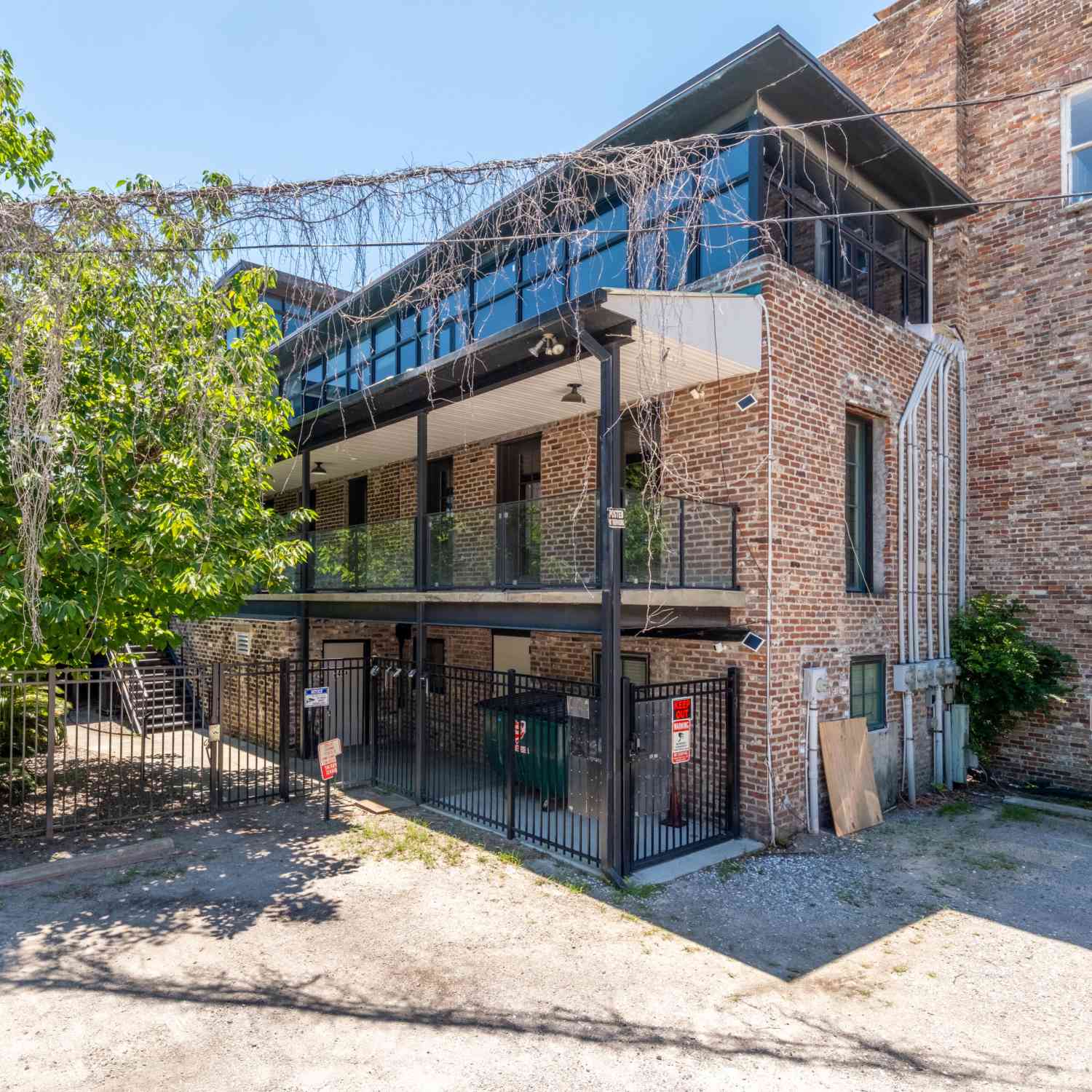 Homes For Rent - 348 King Street #APT I<br/> Charleston, SC 29401
